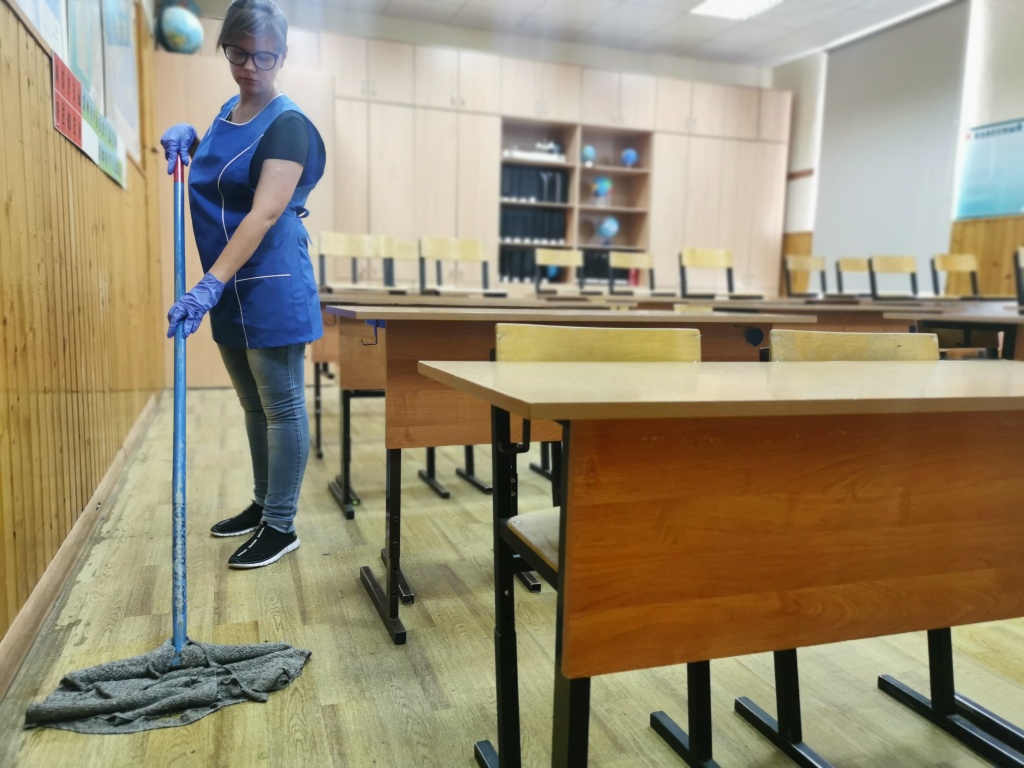 Генеральная уборка в классе: кто должен делать